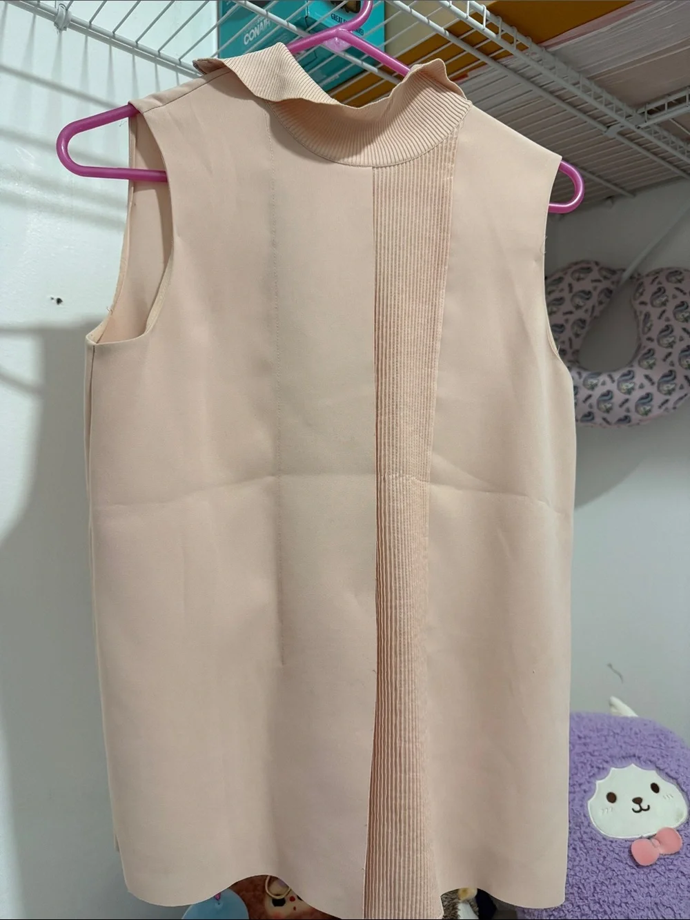 Vince women Sleeveless Turtleneck top XS fits XS- S- M - Picture 2 of 11